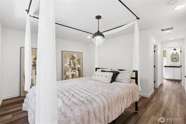 $989,950 | 23408 253rd Avenue Southeast, Maple Valley, WA 98038