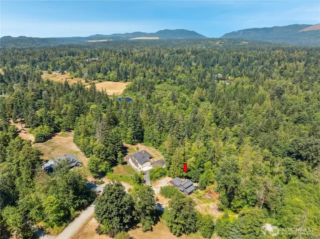 $989,950 | 23408 253rd Avenue Southeast, Maple Valley, WA 98038