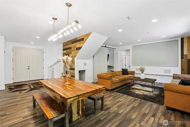 $989,950 | 23408 253rd Avenue Southeast, Maple Valley, WA 98038