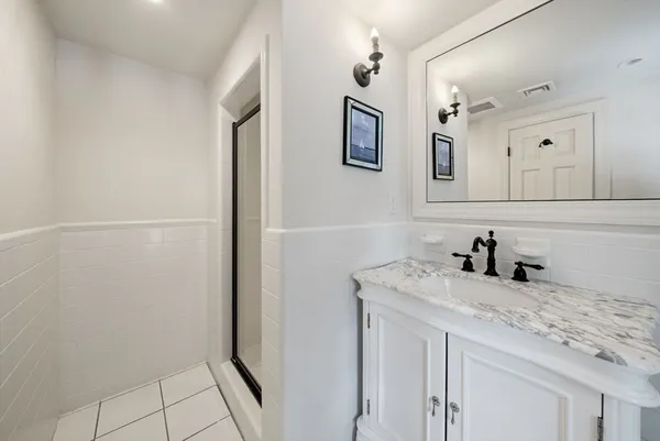 $3,385,000 | 25 Longmeadow Road, Wellesley, MA 02482