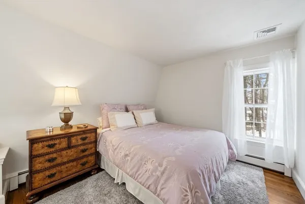 $3,385,000 | 25 Longmeadow Road, Wellesley, MA 02482