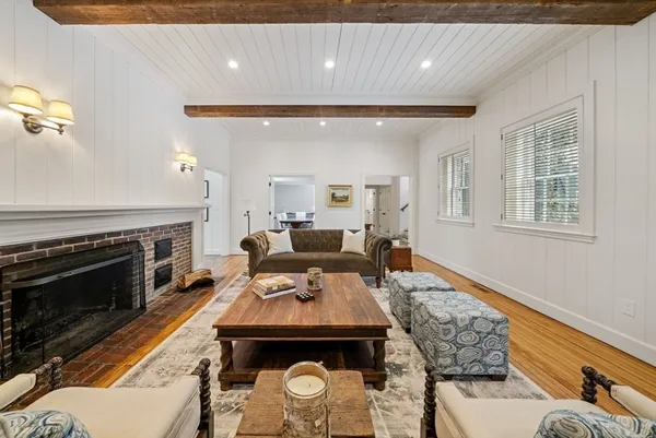 $3,385,000 | 25 Longmeadow Road, Wellesley, MA 02482