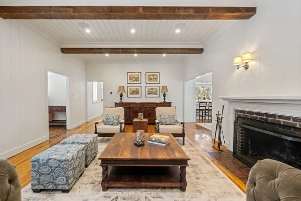 $3,385,000 | 25 Longmeadow Road, Wellesley, MA 02482