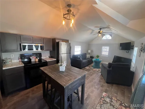 $109,900 | 5984 Valley Drive, French Village, MO 63036