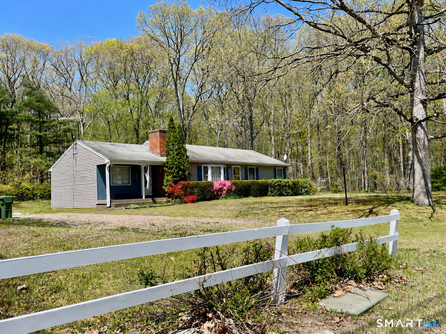 190 Clark Hill Road East Hampton, CT 06424 - Photo 2 of 12