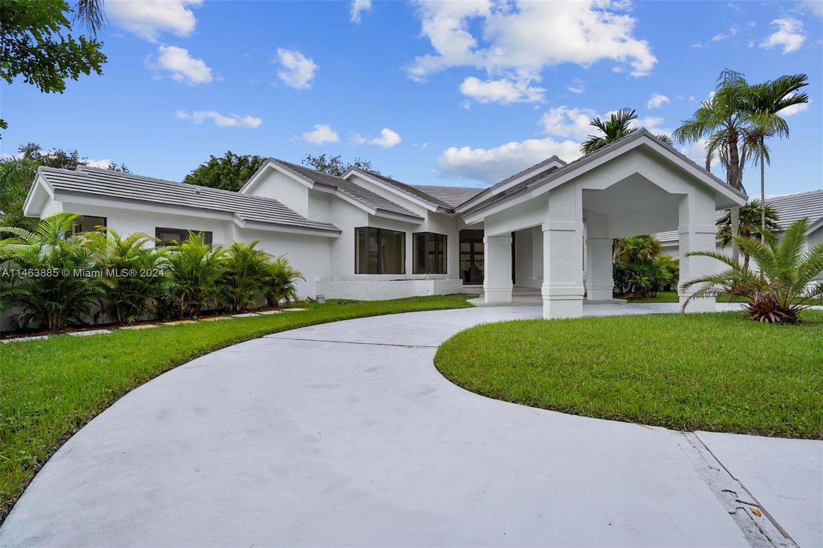 2975 Luckie Road Weston, FL 33331 - Photo 10 of 50 Gallery Image 10