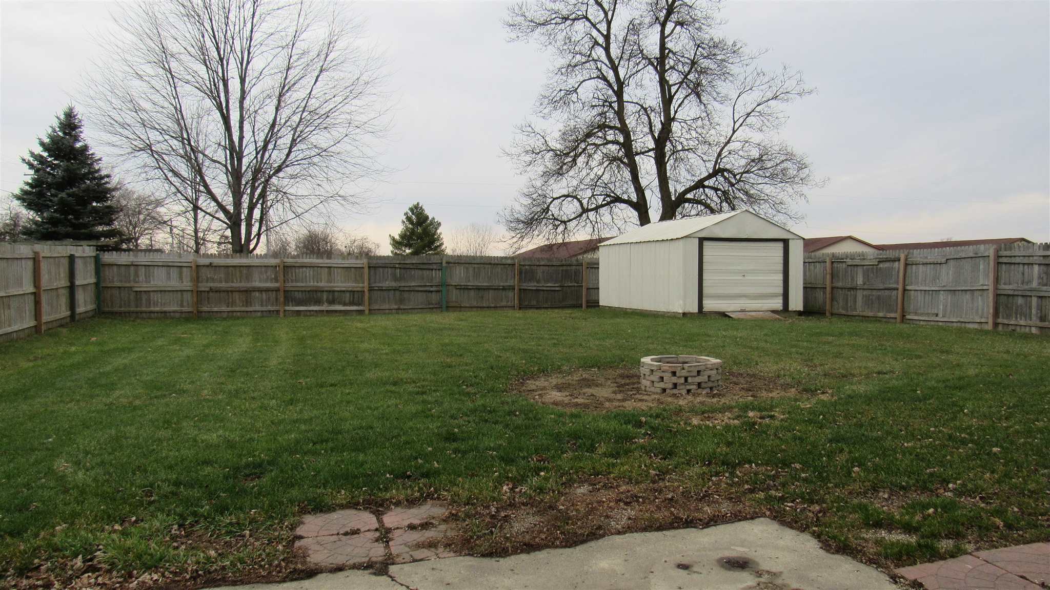 118 Western Avenue Butler, IN 46721 - Photo 14 of 17