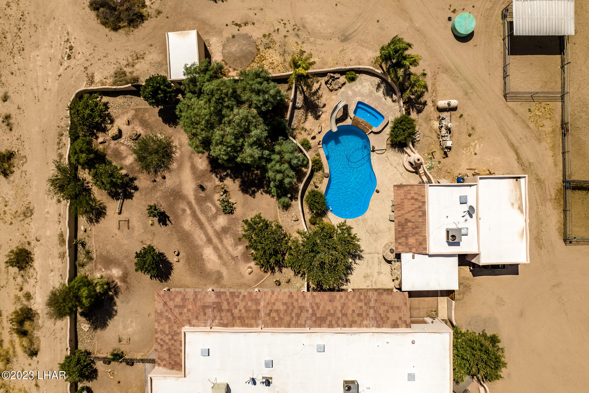 4203 West Wilshire Road Yucca, AZ 86438 - Photo 102 of 113 4203WilshireRd_115