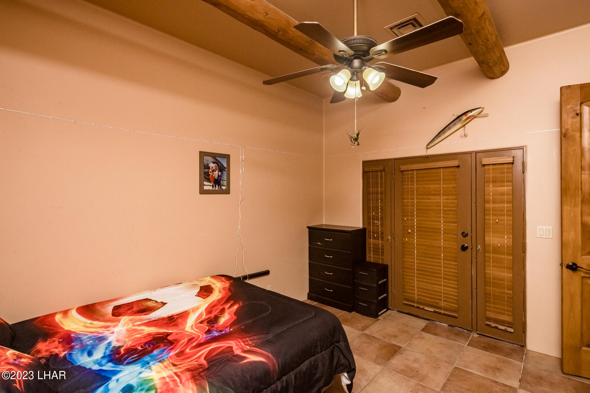 4203 West Wilshire Road Yucca, AZ 86438 - Photo 33 of 113 Bedroom 2