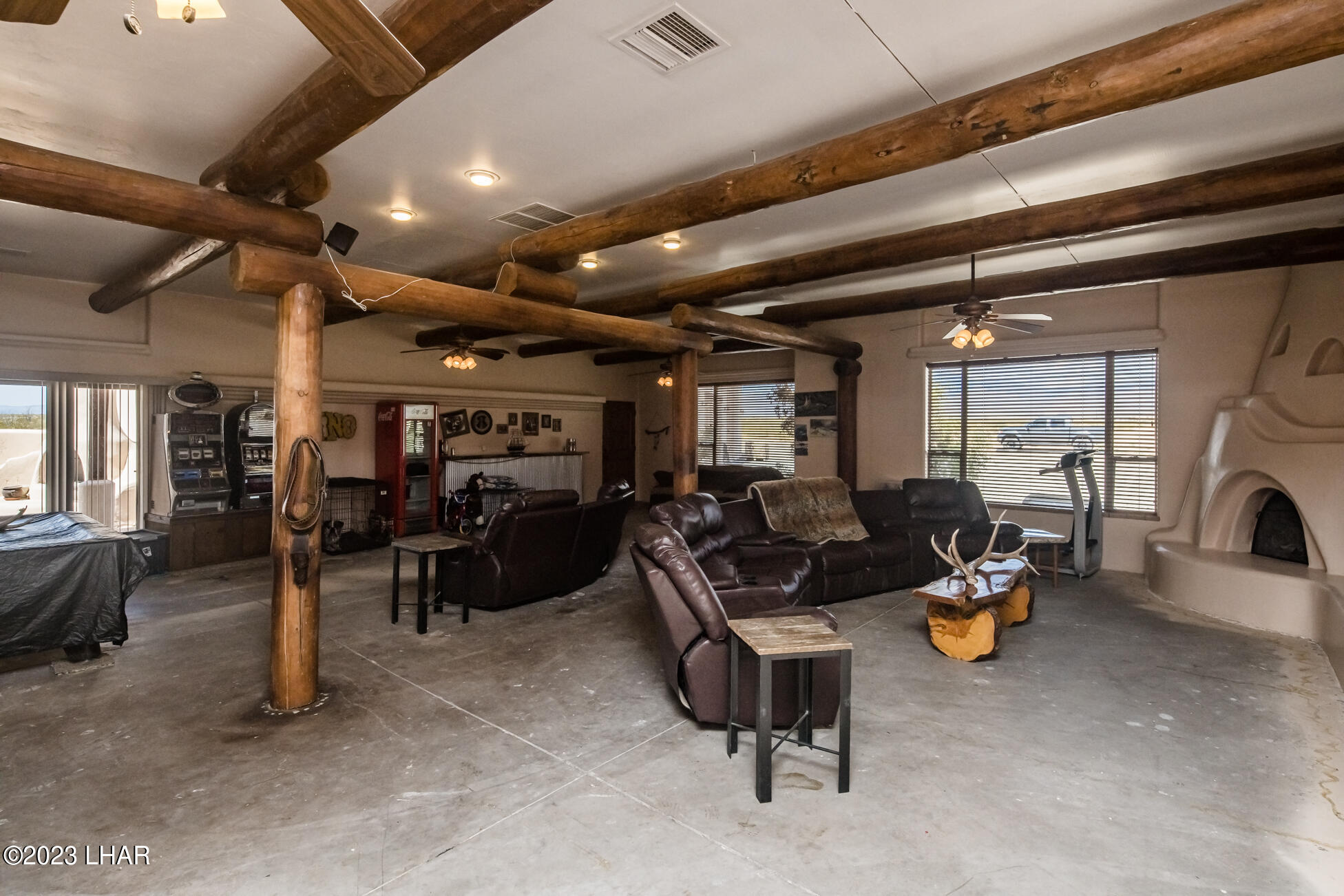 4203 West Wilshire Road Yucca, AZ 86438 - Photo 41 of 113 Family/Game Room