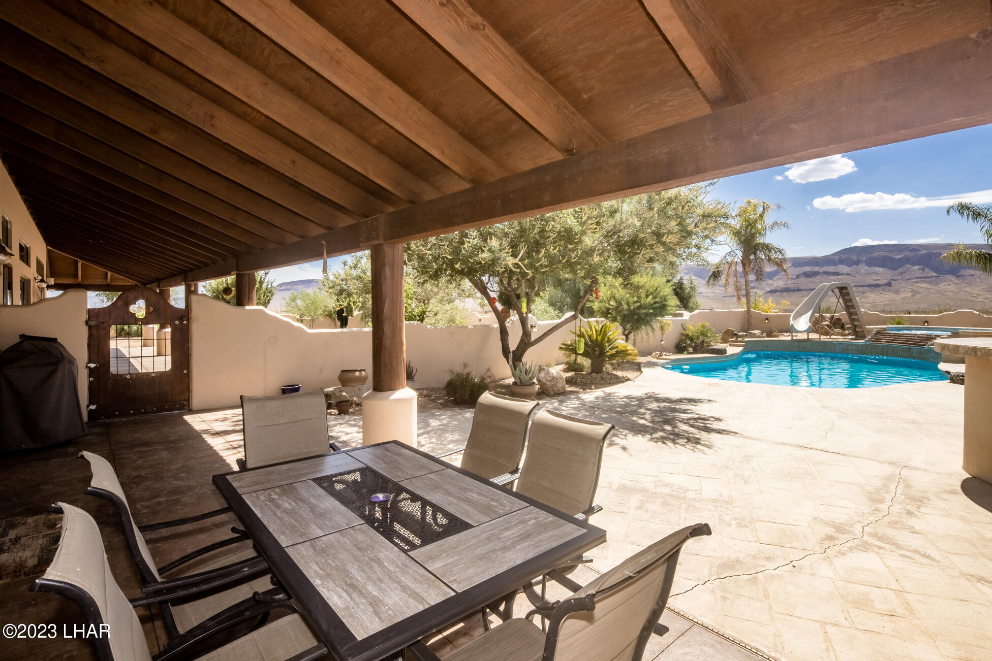 4203 West Wilshire Road Yucca, AZ 86438 - Photo 58 of 113 4203WilshireRd_055