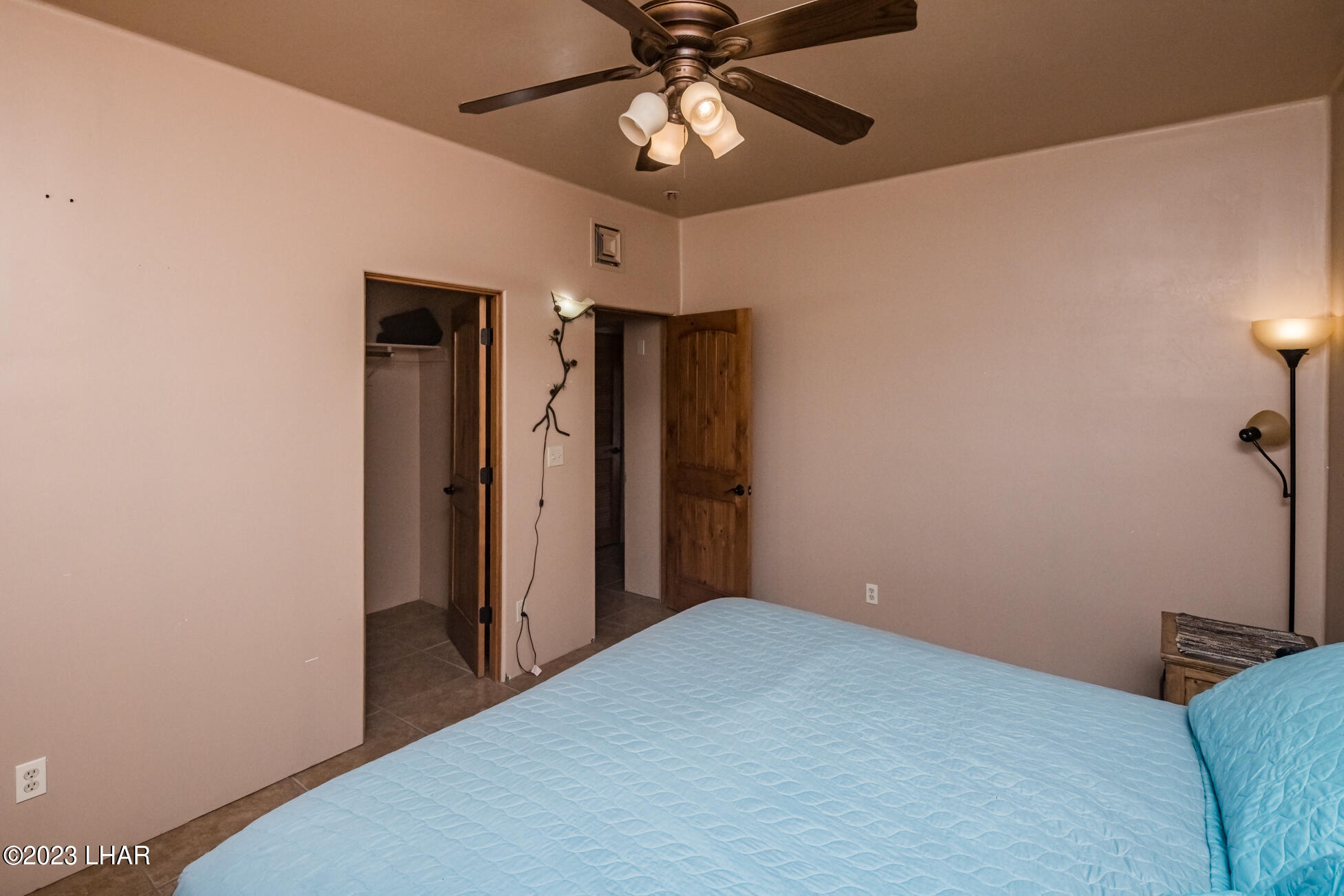 4203 West Wilshire Road Yucca, AZ 86438 - Photo 75 of 113 4203WilshireRd_072