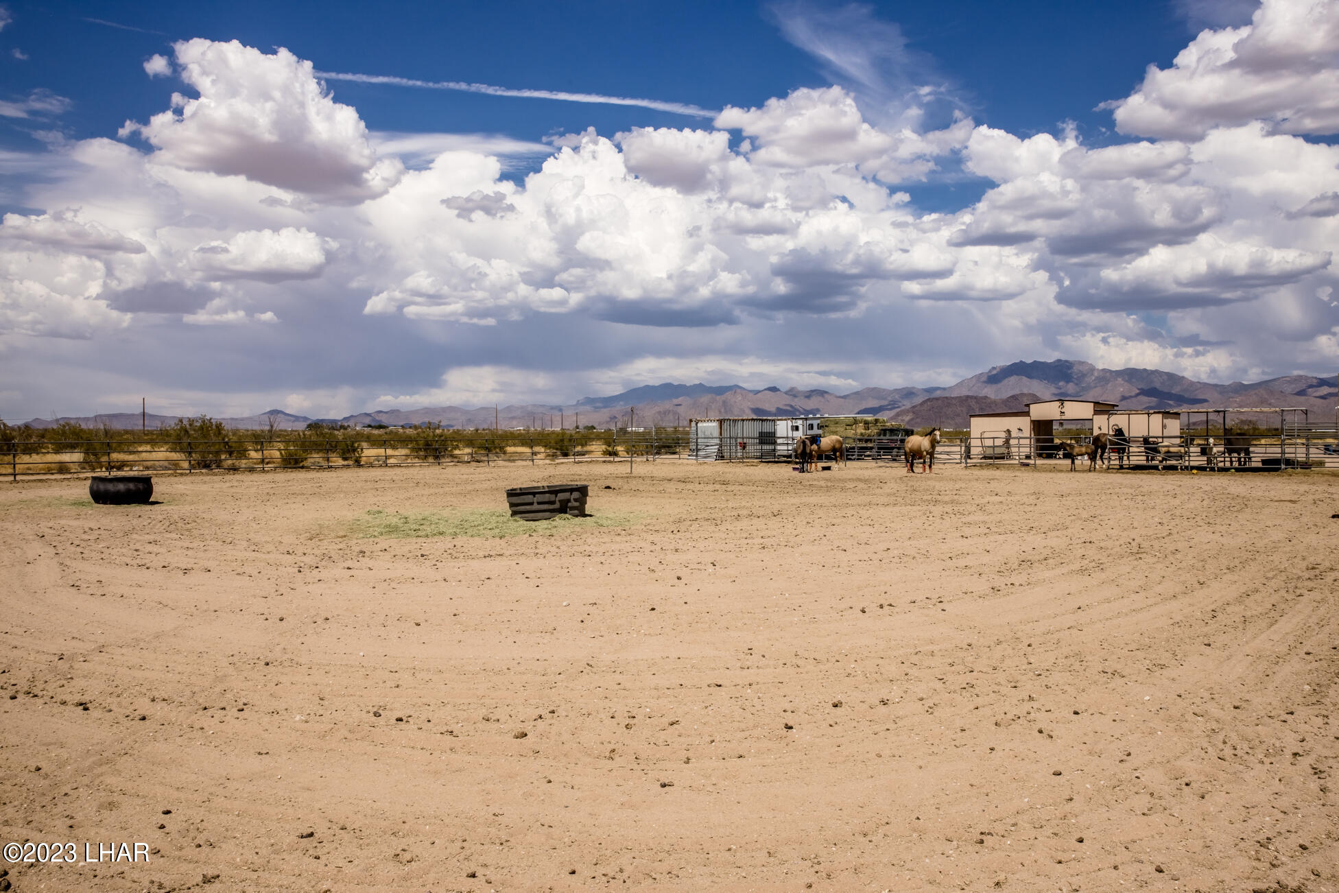4203 West Wilshire Road Yucca, AZ 86438 - Photo 85 of 113 4203WilshireRd_080