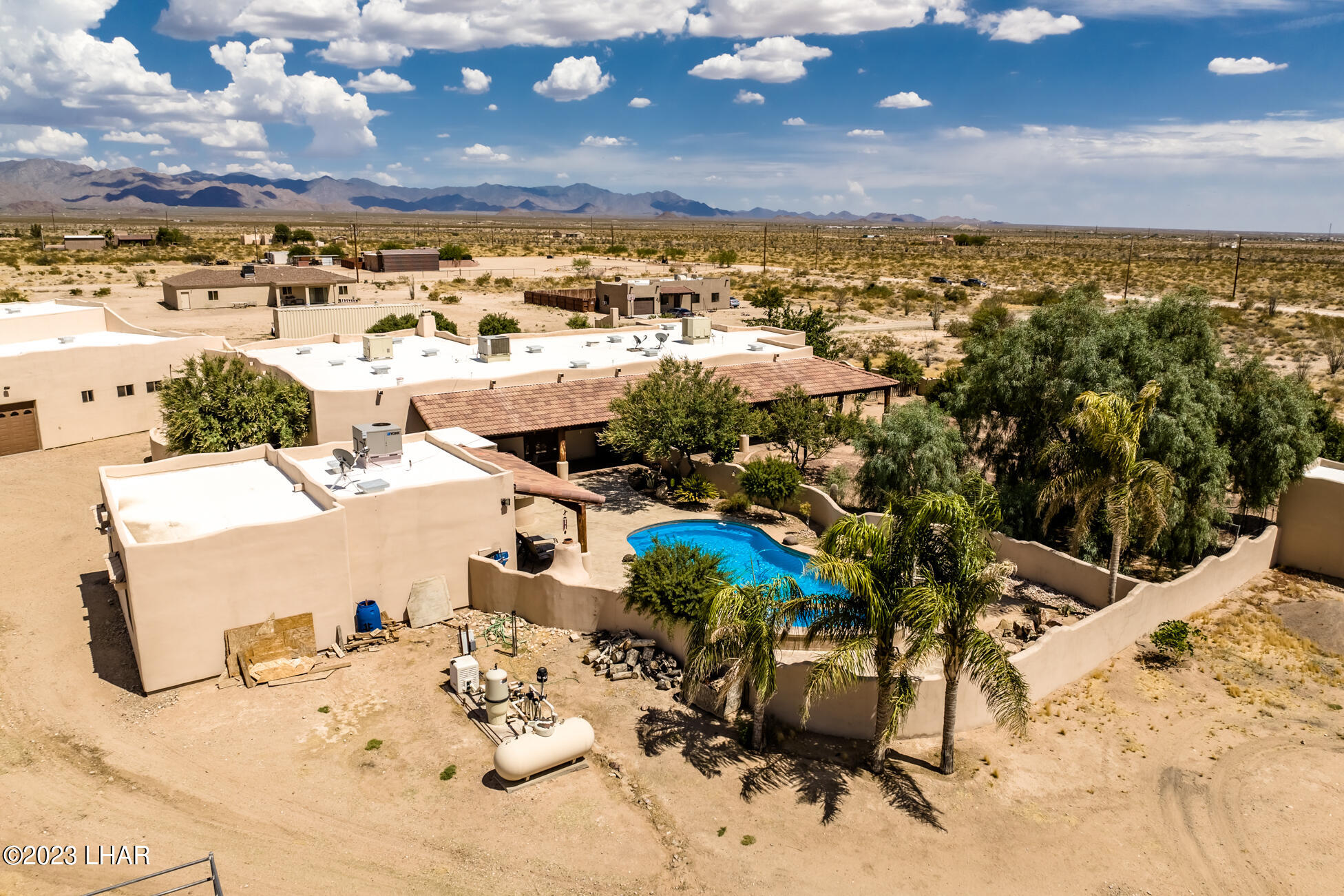 4203 West Wilshire Road Yucca, AZ 86438 - Photo 92 of 113 4203WilshireRd_101
