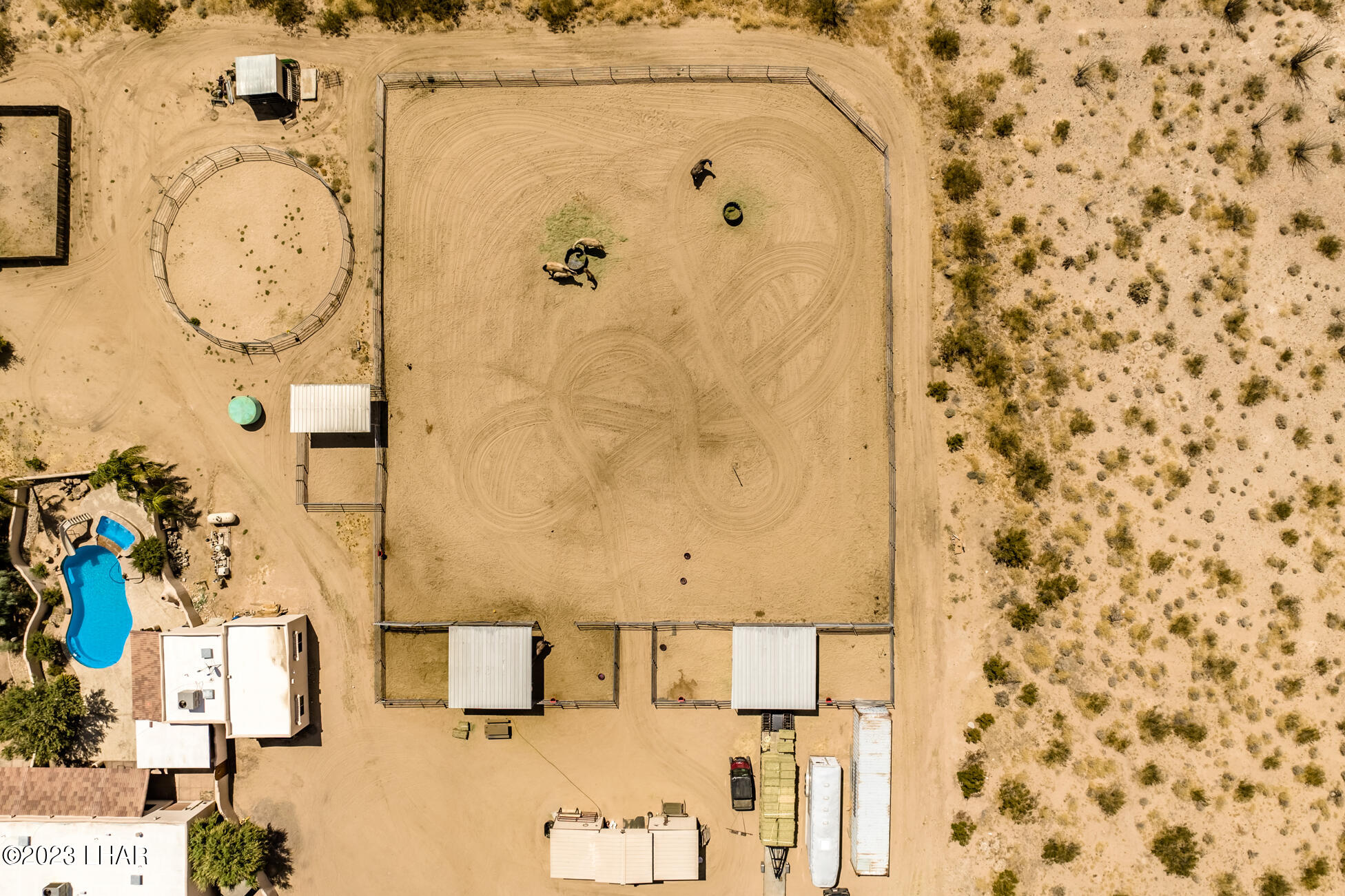 4203 West Wilshire Road Yucca, AZ 86438 - Photo 100 of 113 4203WilshireRd_113