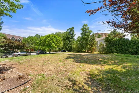 $1,299,000 | 819 The Crescent, Mamaroneck, NY 10543