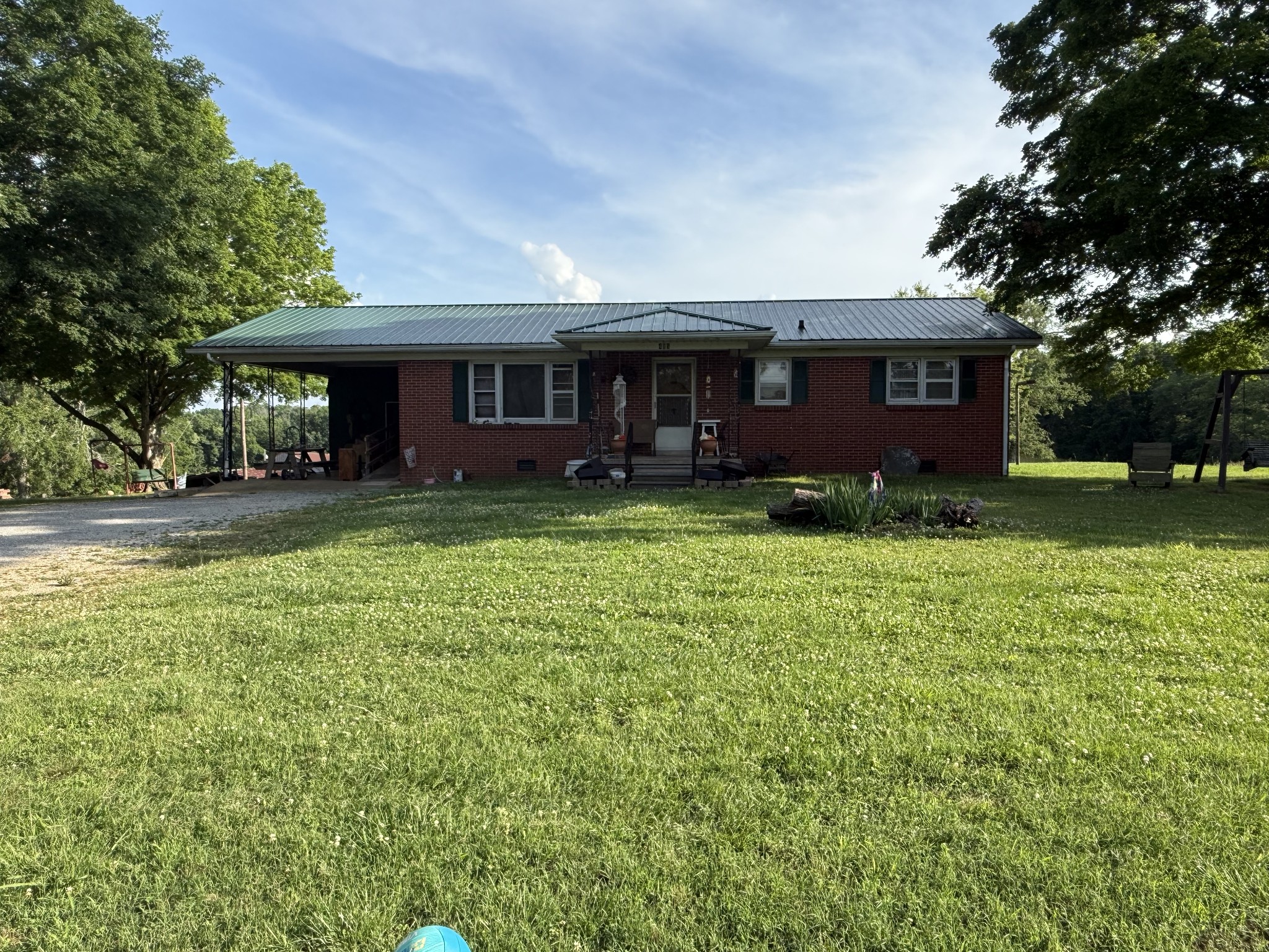 485 West Grinders Switch Road Centerville, TN 37033 - Photo 2 of 22