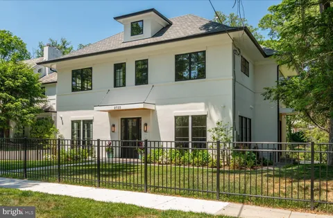 $4,275,000 | 2733 Chesapeake Street Northwest, Washington, DC 20008