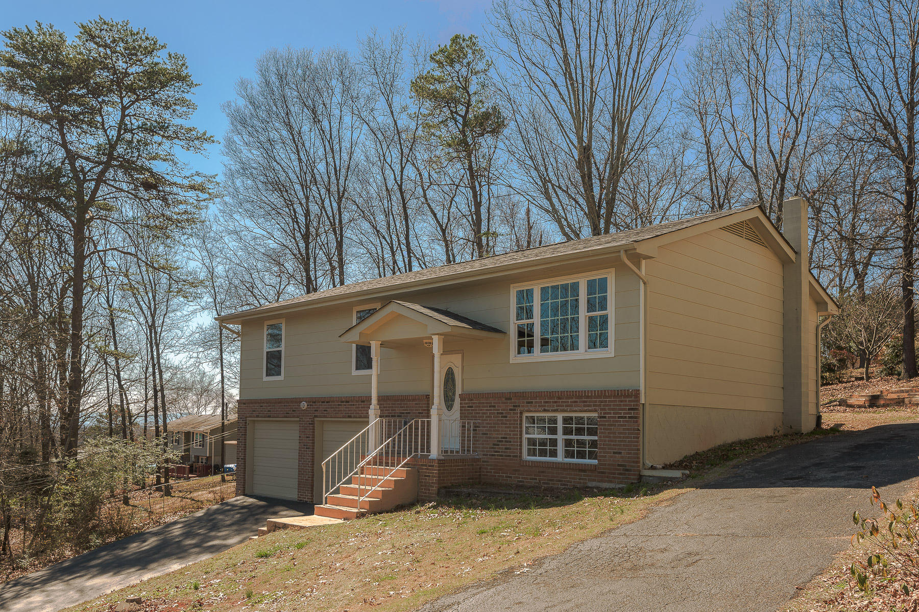 924 Cleveland Road Rossville, GA 30741 - Photo 1 of 35 Front View