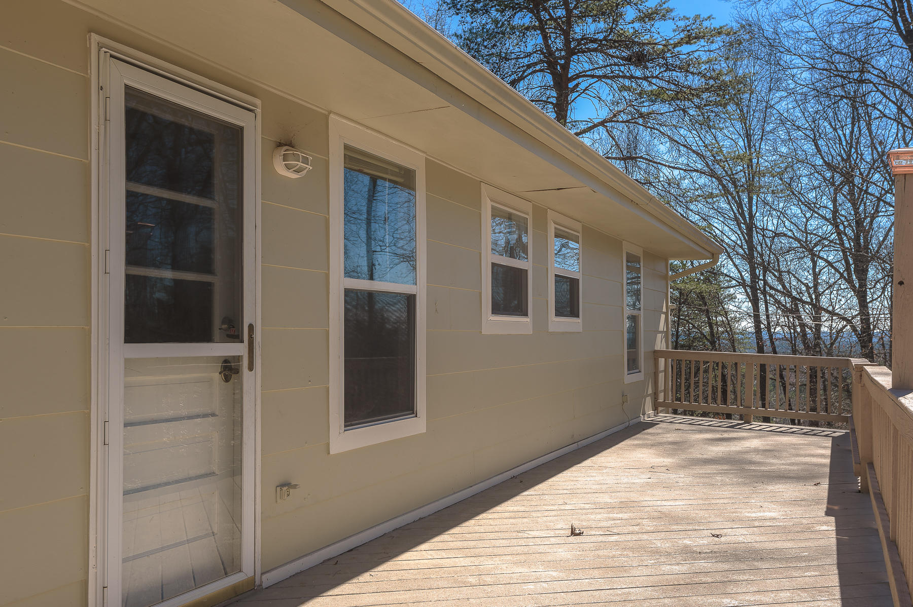 924 Cleveland Road Rossville, GA 30741 - Photo 28 of 35 Back Deck