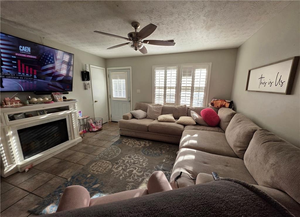 202 Bethesda Church Road Lawrenceville, GA 30044 - Photo 4 of 23