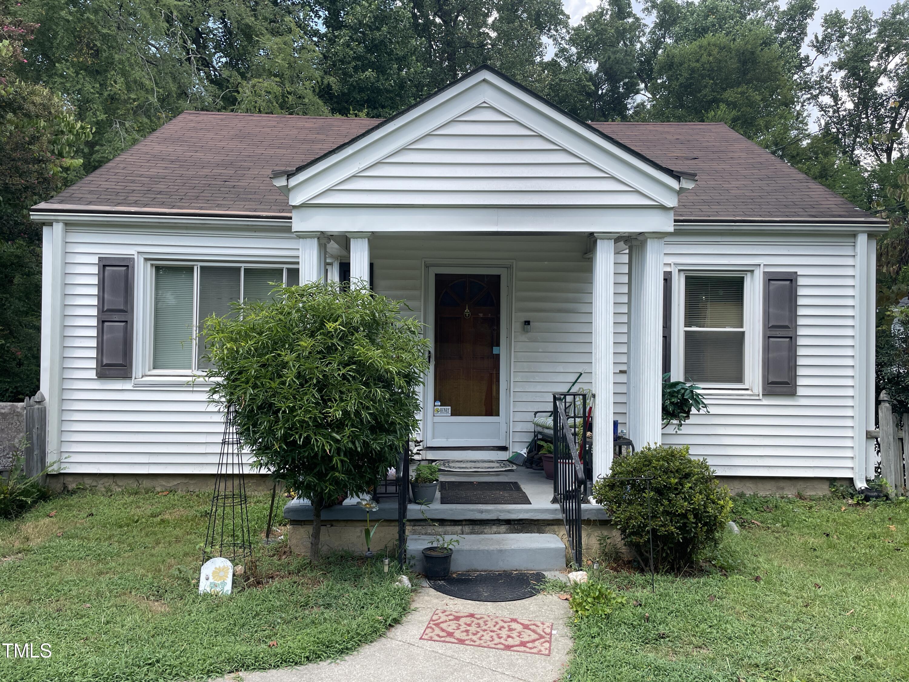 701 Edmund Street Raleigh, NC 27604 - Photo 1 of 3 IMG_1388