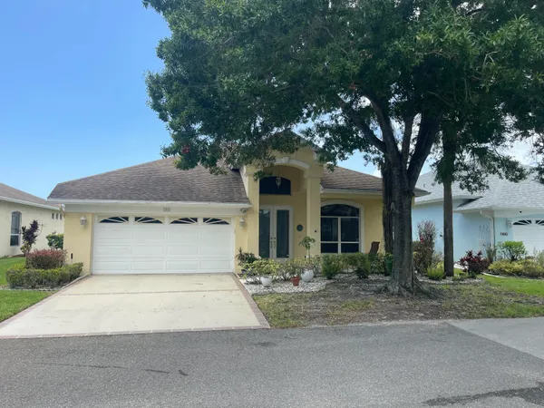 $349,000 | 562 Northwest Lambrusco Drive, Port St. Lucie, FL 34986