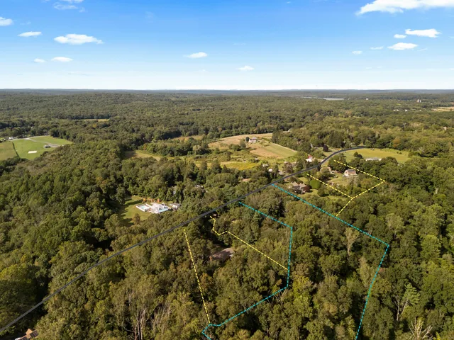 $94,900 | 139 Forsyth Road, Salem, CT 06420