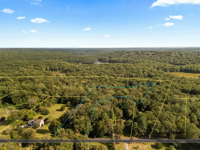 $94,900 | 139 Forsyth Road, Salem, CT 06420