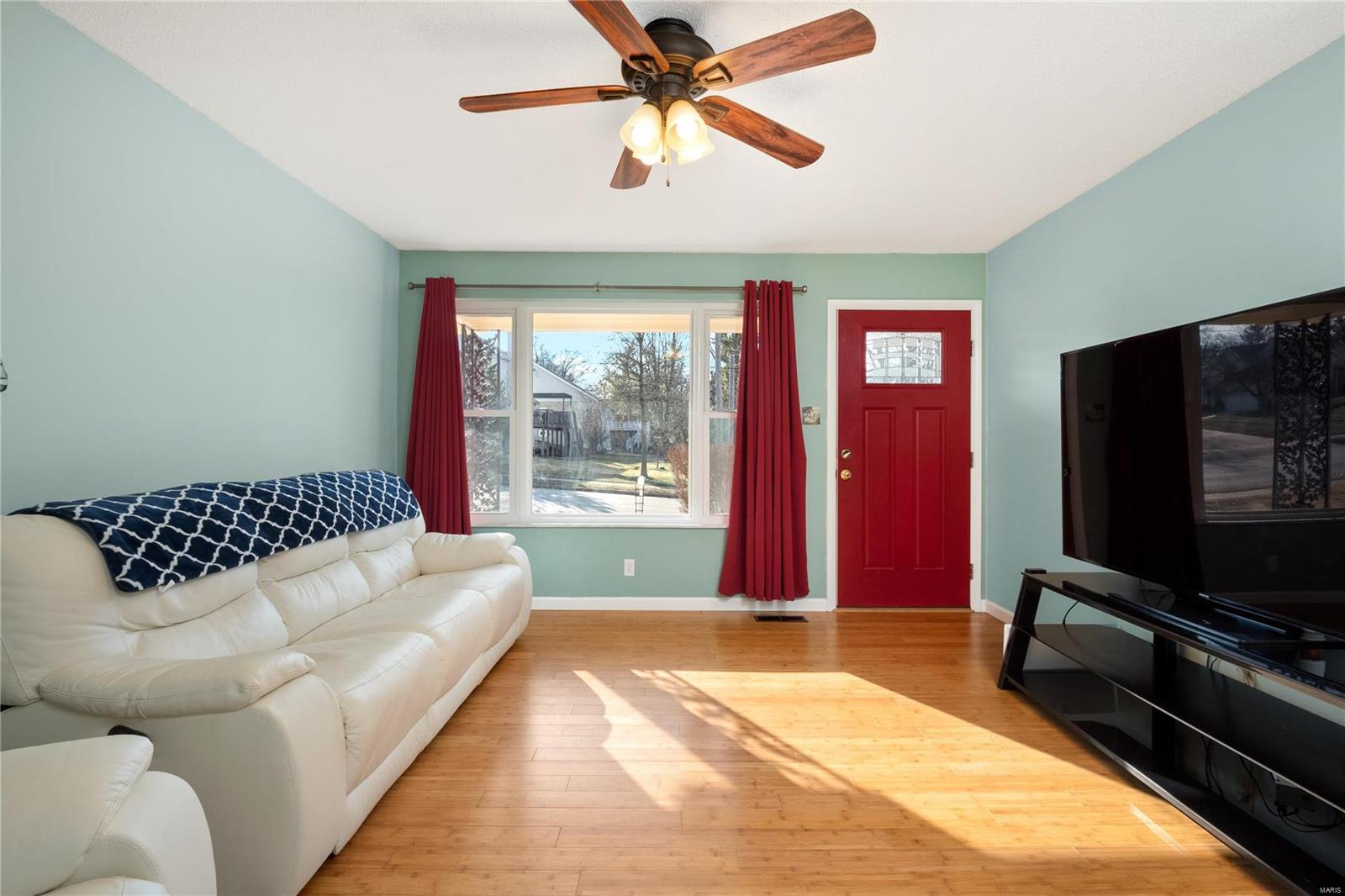 9515 Garber Road St. Louis, MO 63126 - Photo 4 of 28 Gallery Image 4