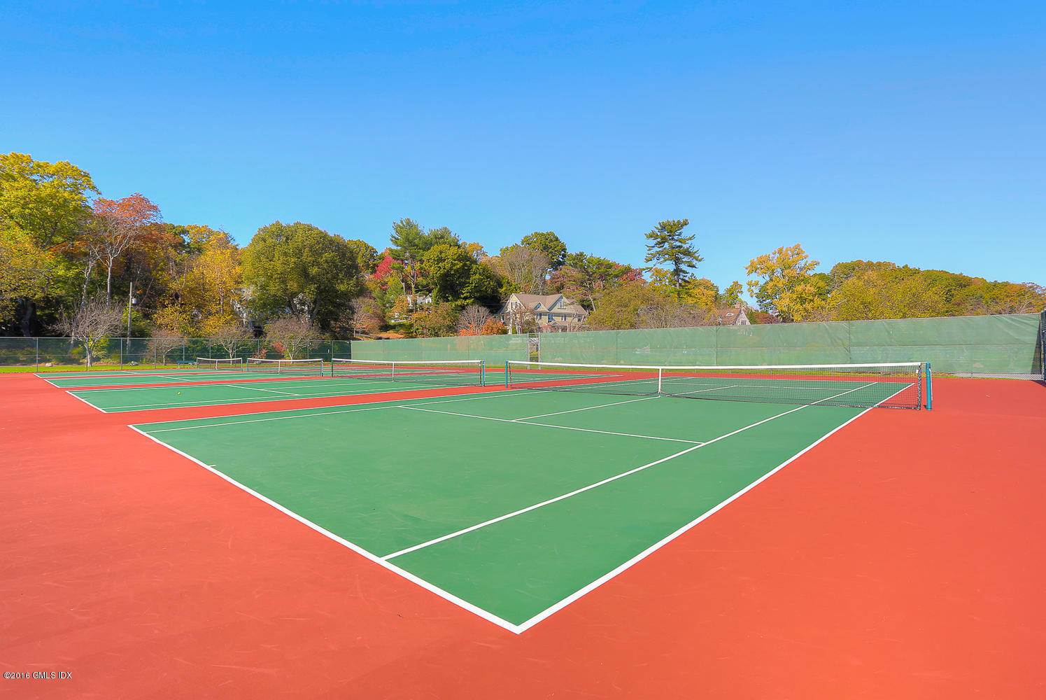 36 Arch Street Riverside, CT 06878 - Photo 32 of 37 a view of an outdoor space and basketball court
