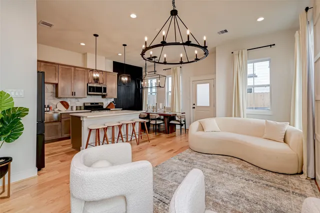 $2,795 | 5418 Wheatley Street, Unit D, Houston, TX 77091