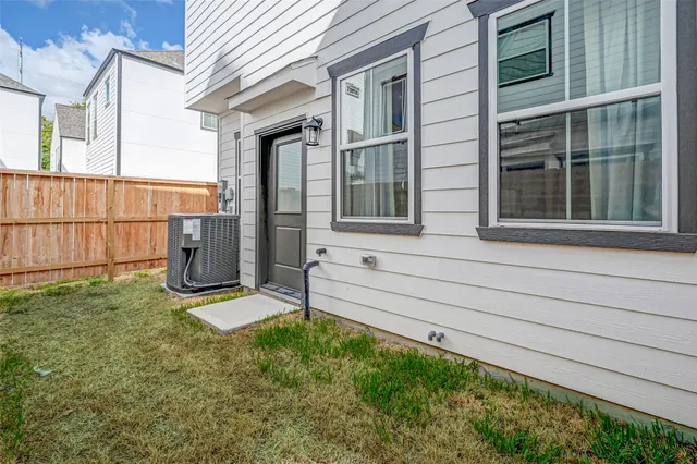 $2,795 | 5418 Wheatley Street, Unit D, Houston, TX 77091