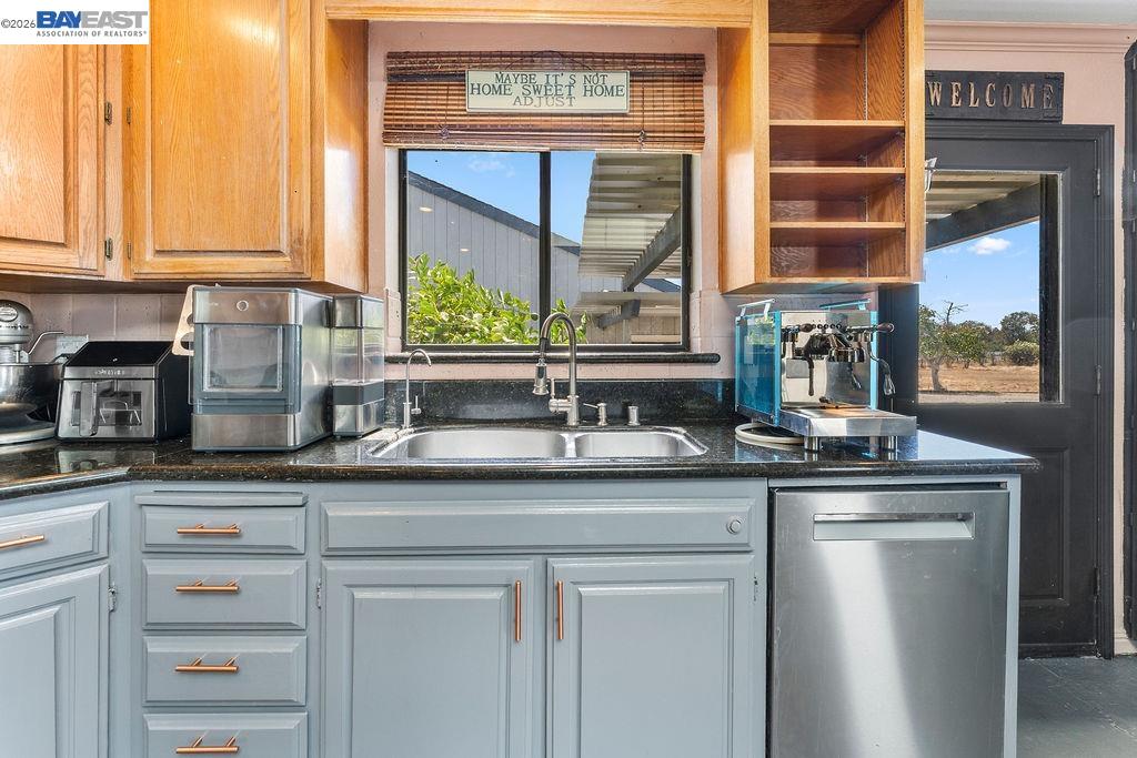 4767 Bel Roma Road Livermore, CA 94551 - Photo 22 of 81 Gallery Image 22