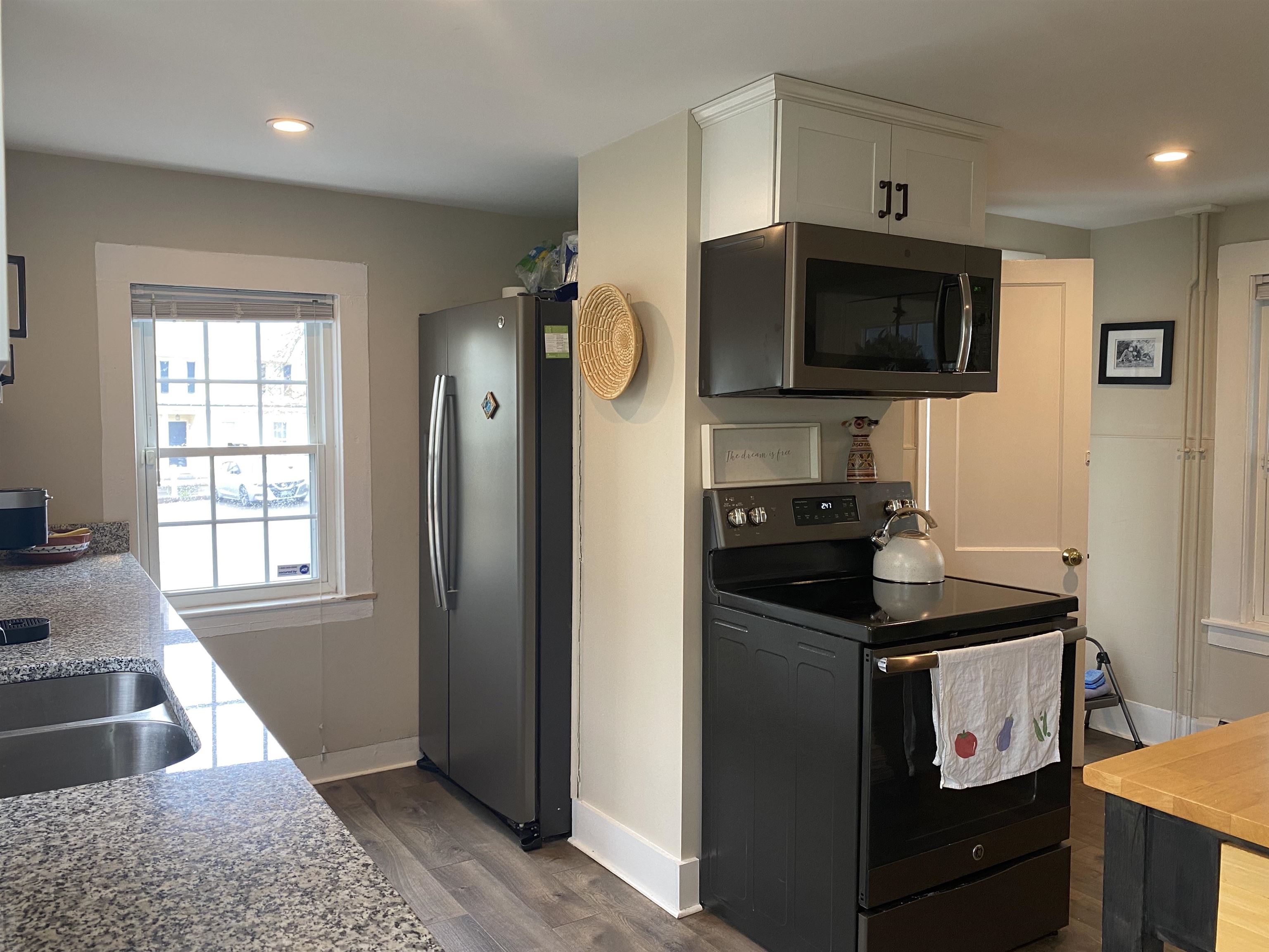 48 North State Street Concord, NH 03301 - Photo 5 of 40 Gallery Image 5