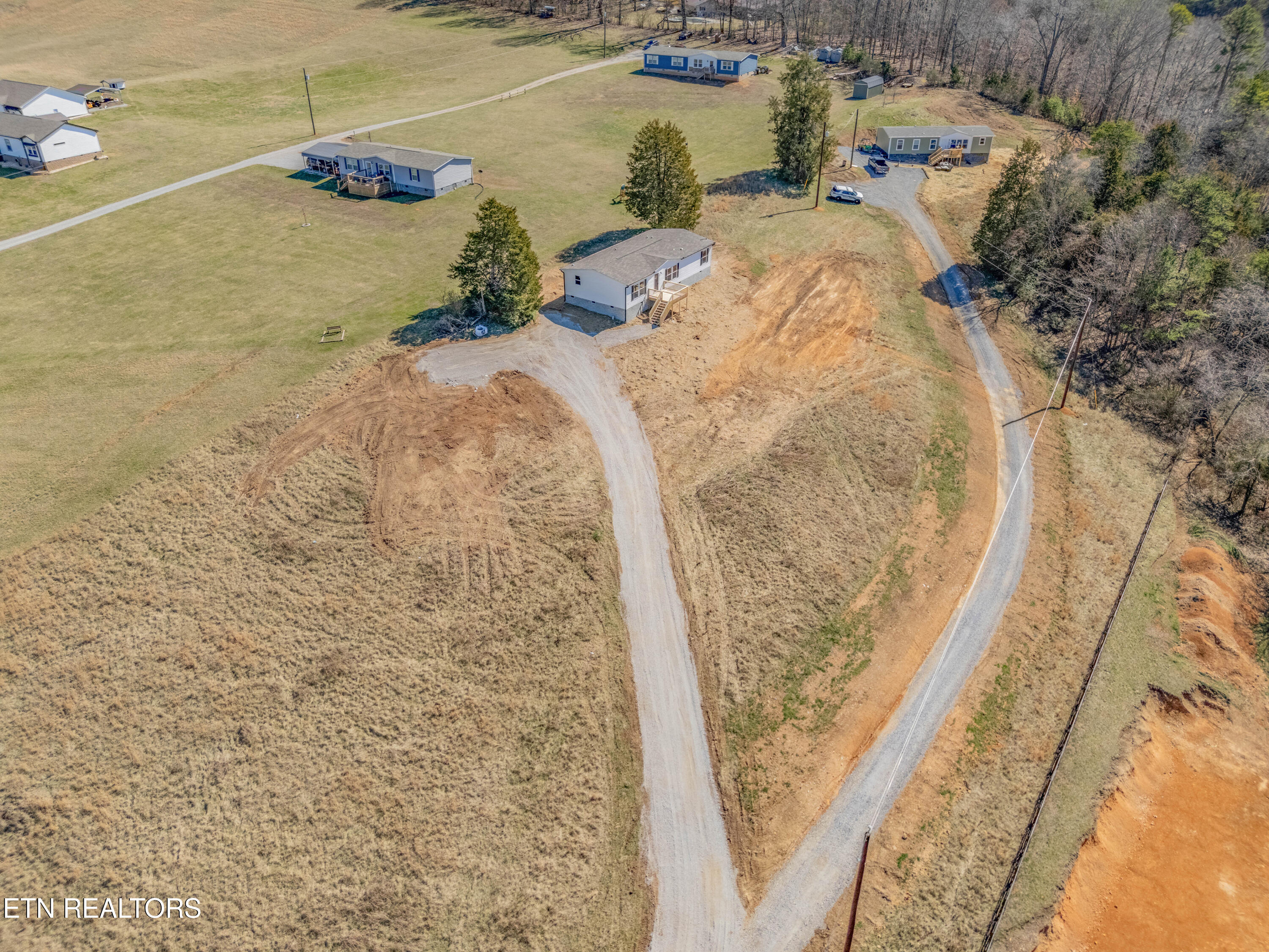 506 Clear Branch Road Loudon, TN 37774 - Photo 26 of 30 DJI_20250228134445_0032_D-HDR