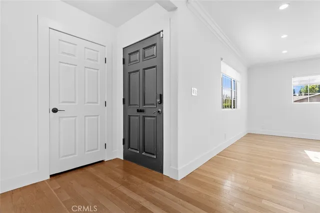 $4,650 | 11001 Collett Avenue, Granada Hills, CA 91344