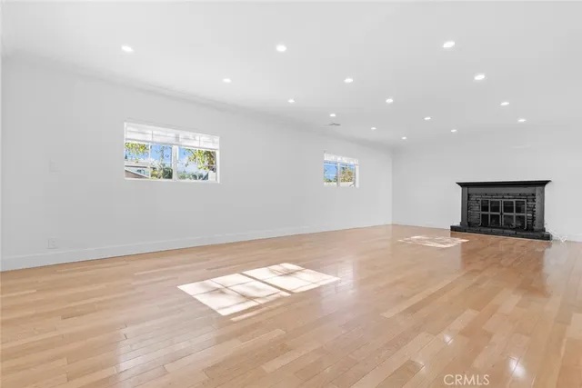 $4,650 | 11001 Collett Avenue, Granada Hills, CA 91344