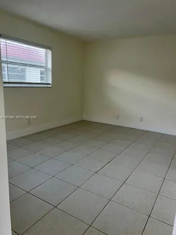 en empty room with window