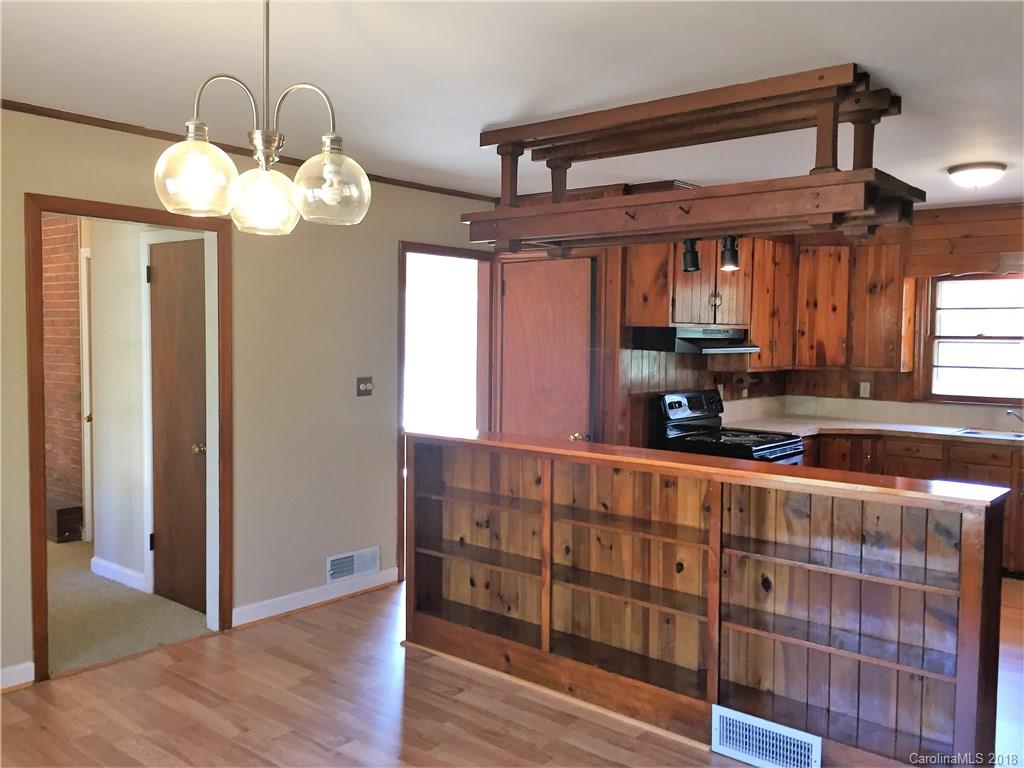 476 Forest Hills Circle Rutherfordton, NC 28139 - Photo 9 of 24 Gallery Image 9