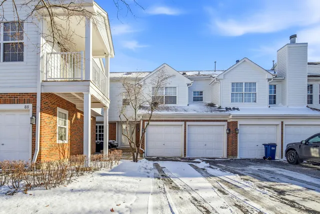 $399,000 | 883 Sparta Court, Vernon Hills, IL 60061