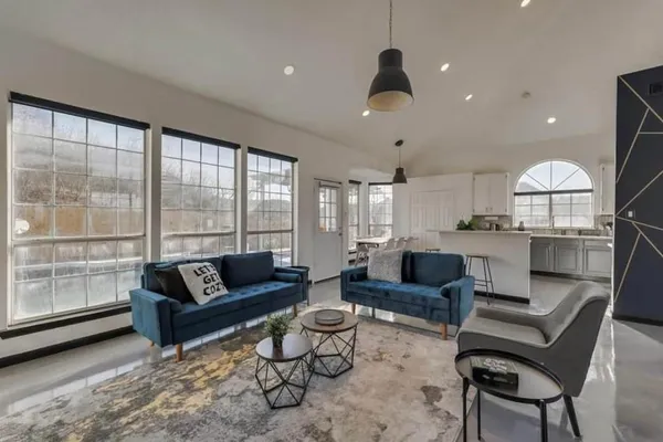 $5,000 | 8324 Autumncrest Court, Dallas, TX 75249