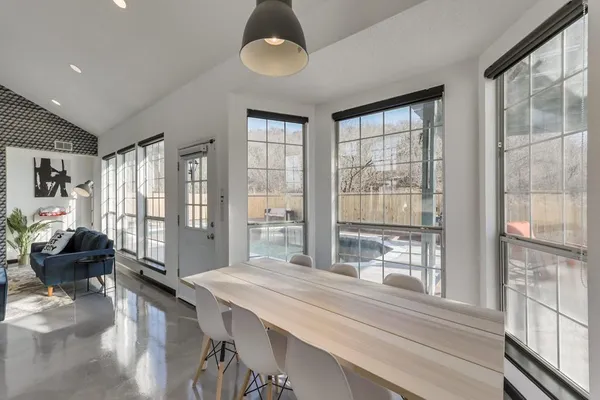 $5,000 | 8324 Autumncrest Court, Dallas, TX 75249