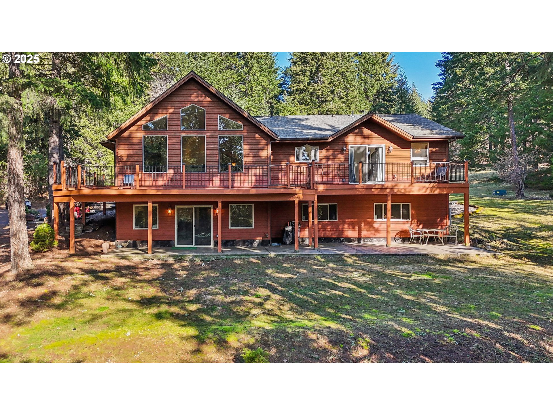 232 Upper Lakeview Rd Road White Salmon, WA 98672 - Photo 4 of 47 Gallery Image 4