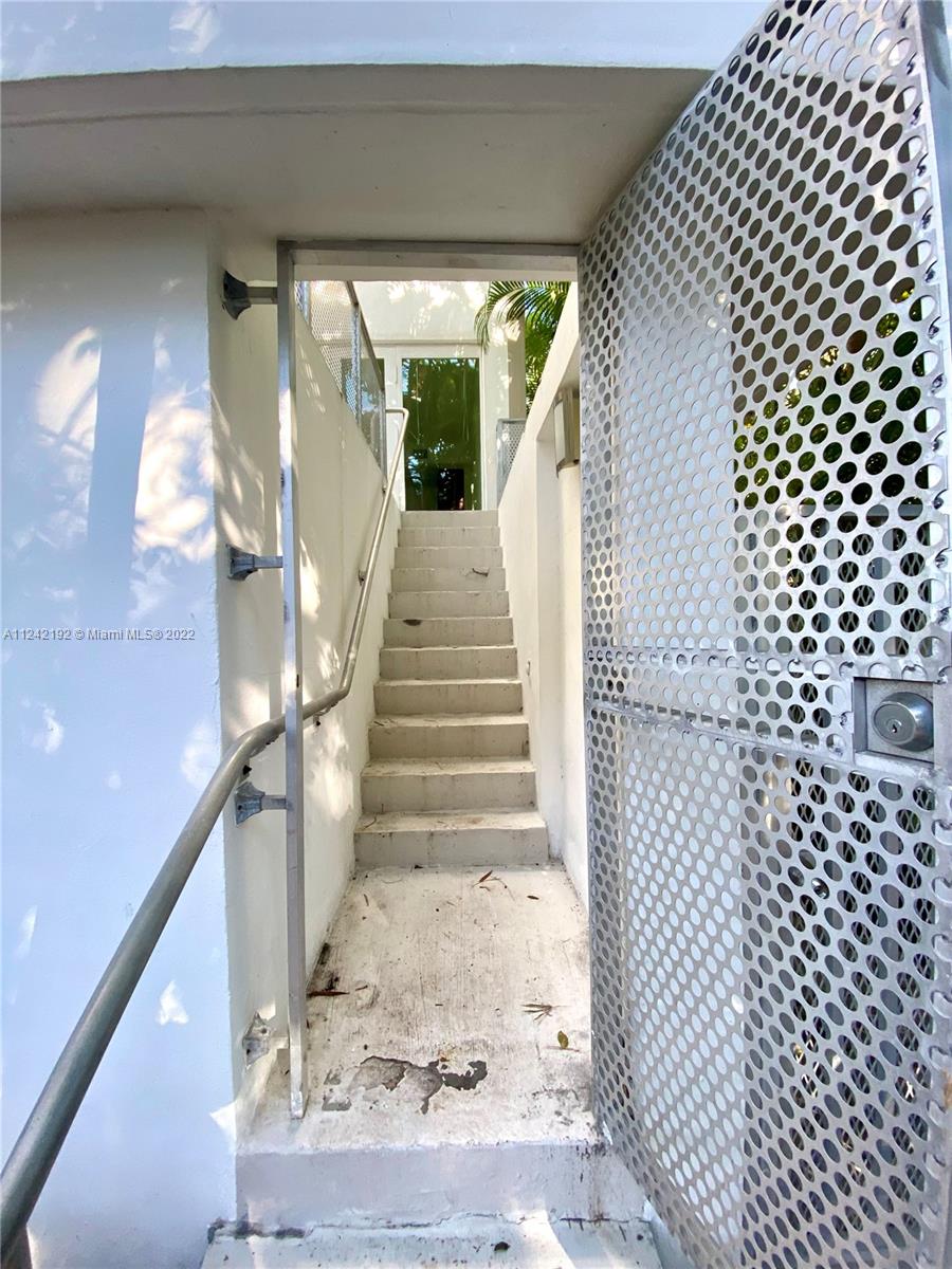 828 3rd Street, Unit 208 Miami Beach, FL 33139 - Photo 13 of 100