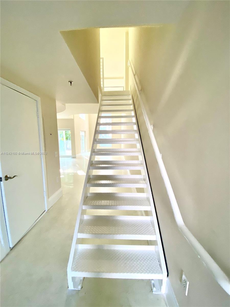 828 3rd Street, Unit 208 Miami Beach, FL 33139 - Photo 29 of 100