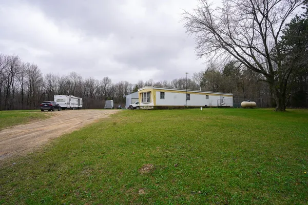 $99,000 | 8893 Sanders Road, Vestaburg, MI 48891