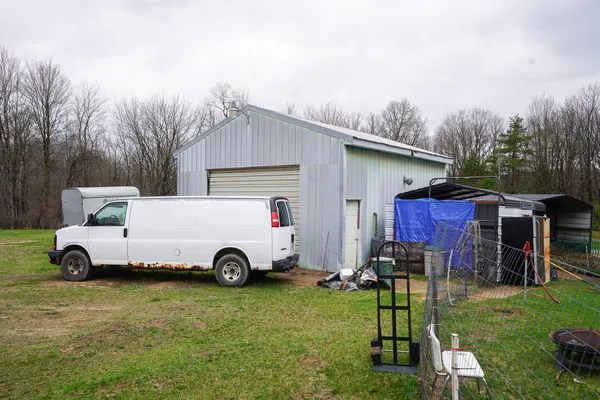 $99,000 | 8893 Sanders Road, Vestaburg, MI 48891
