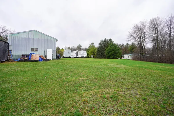 $99,000 | 8893 Sanders Road, Vestaburg, MI 48891