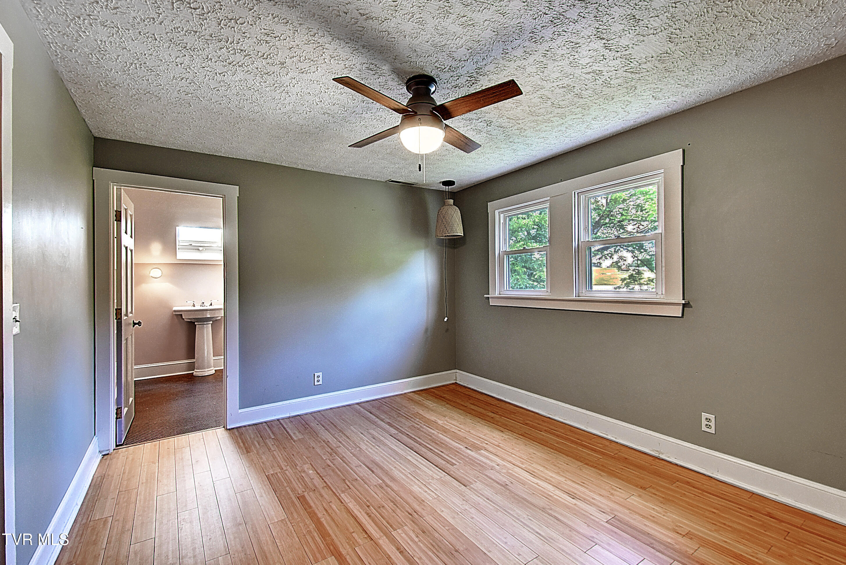 160 Conklin Road Jonesborough, TN 37659 - Photo 32 of 57 34
